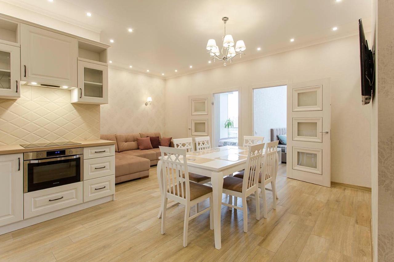 2-Roomed Apartment With Living Room Odessa Ngoại thất bức ảnh