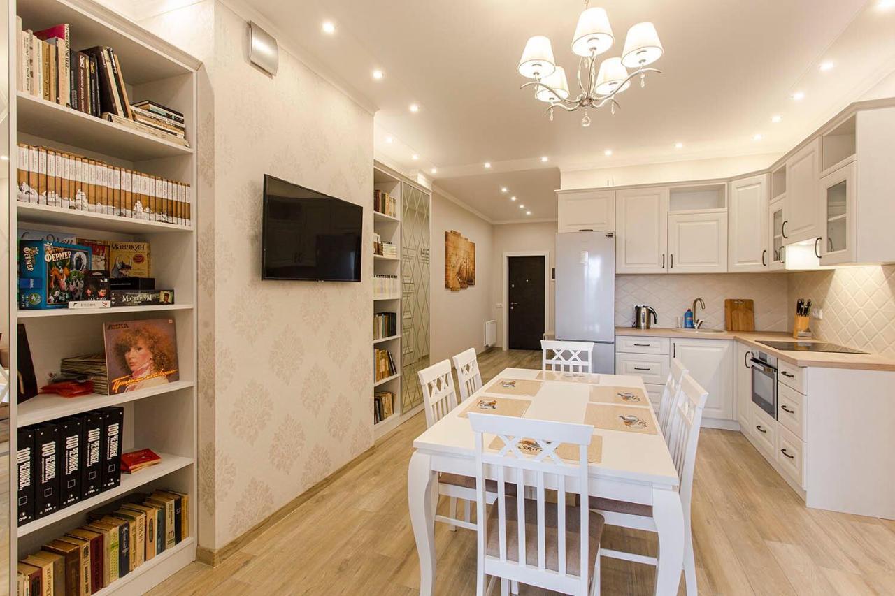 2-Roomed Apartment With Living Room Odessa Ngoại thất bức ảnh