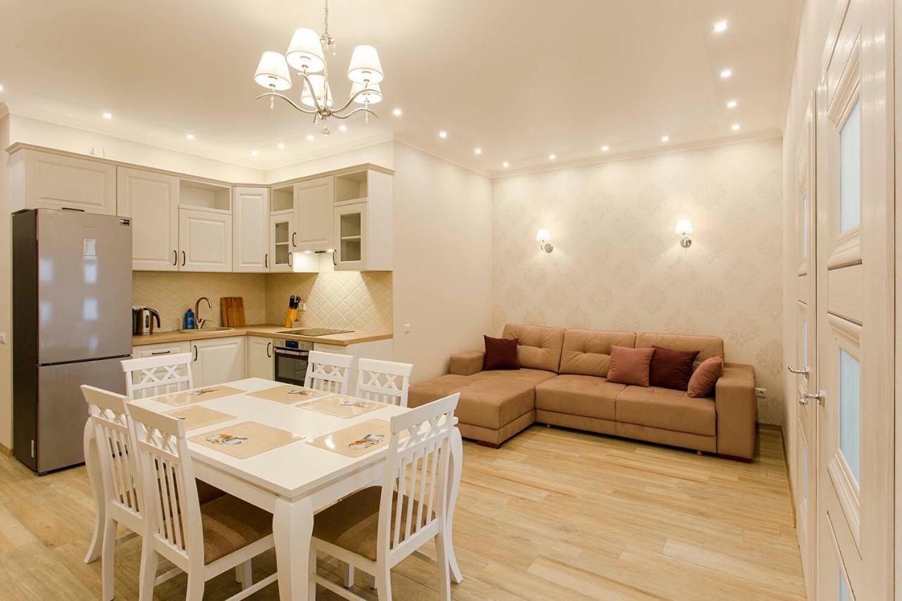 2-Roomed Apartment With Living Room Odessa Ngoại thất bức ảnh