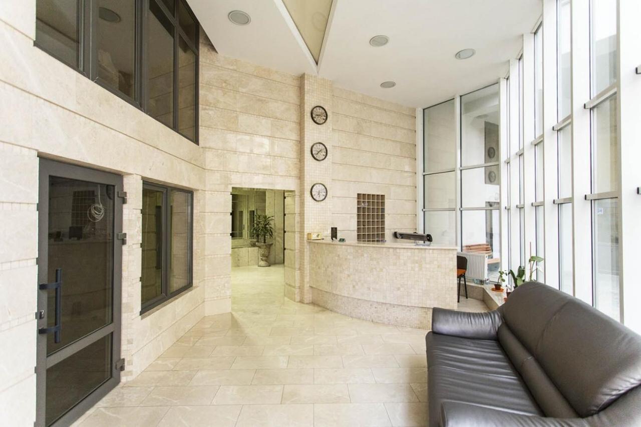 2-Roomed Apartment With Living Room Odessa Ngoại thất bức ảnh